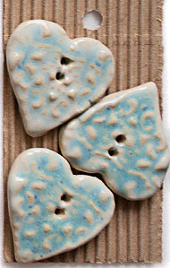 Incomparable Buttons - Aqua Hearts - Card of 3