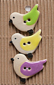 Incomparable Buttons - Large Birds L83 - Card of 3