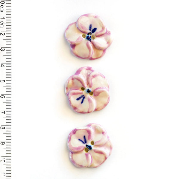 Incomparable Buttons - Large Pink Pansy L100 - Card of 3