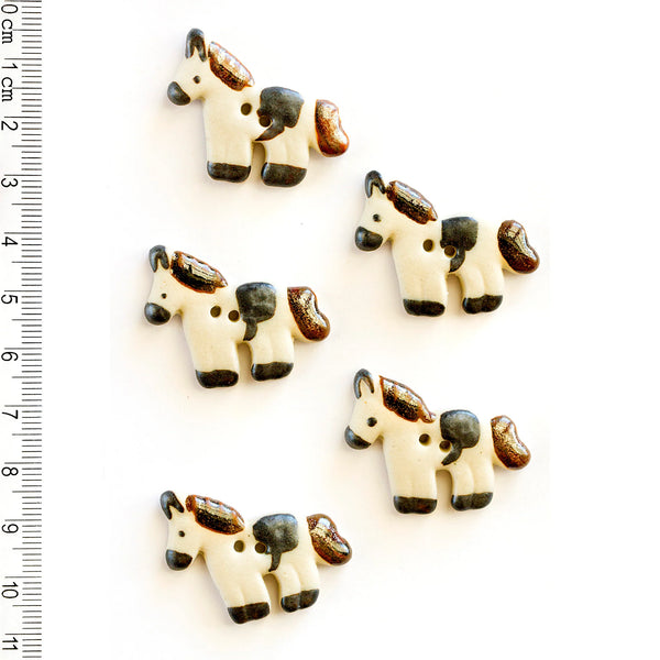 Incomparable Buttons - White Horses L120 - Card of 3