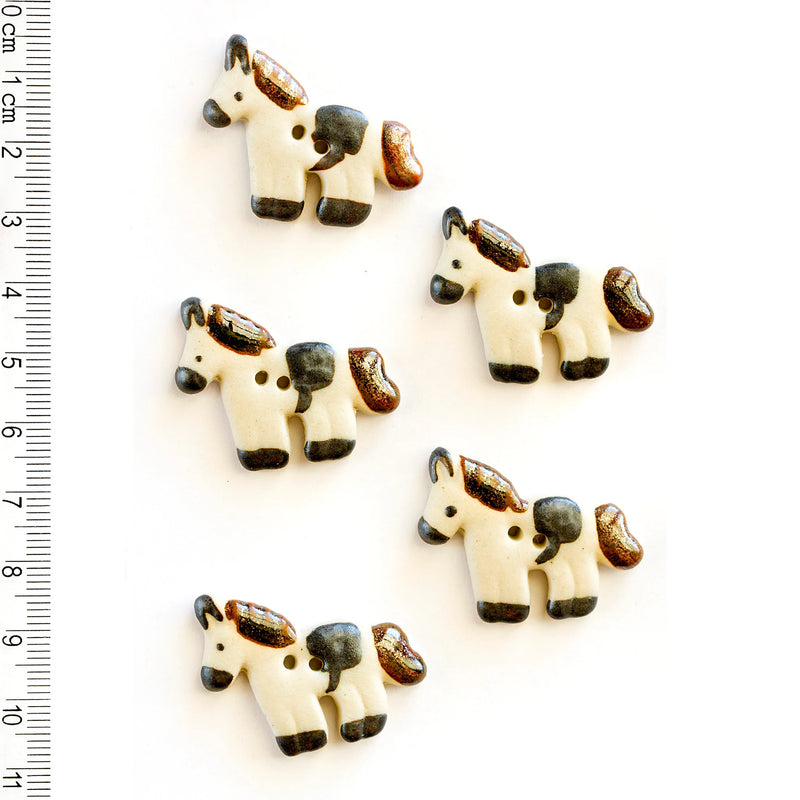 Incomparable Buttons - White Horses L120 - Card of 3