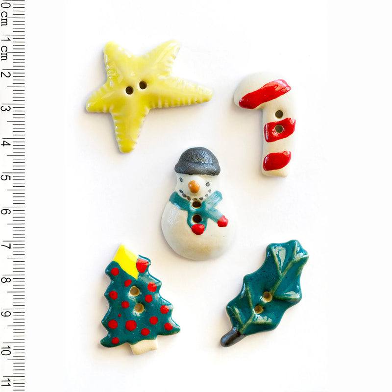 Incomparable Buttons - Christmas L180 - Card of 5