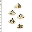 Incomparable Buttons - Black & White Shapes L393 - Card of 5