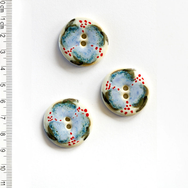 Incomparable Buttons - Large Blue Flowers L419 - Card of 3