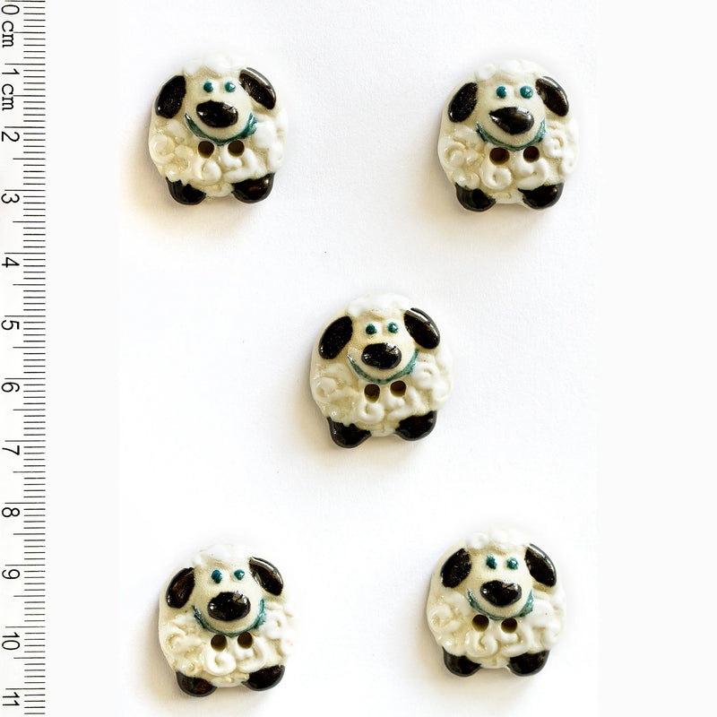 Incomparable Buttons - Round Sheep L432 - Card of 5