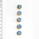 Incomparable Buttons - Small Blue Flowers L552 - Card of 5