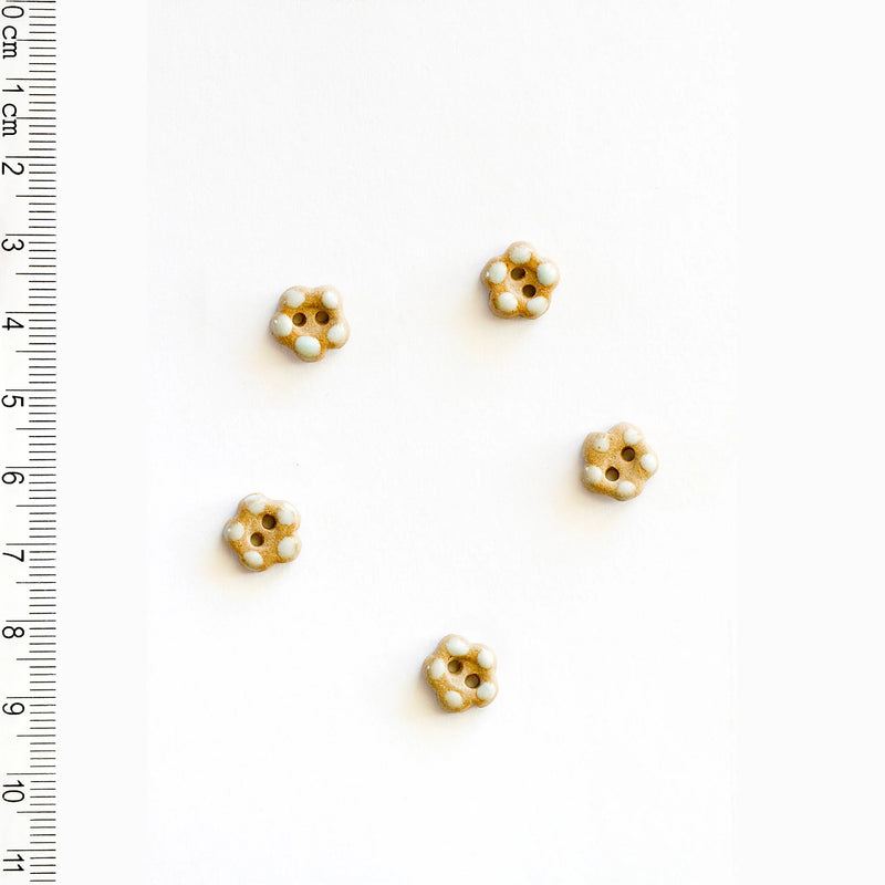 Incomparable Buttons - Small Aqua Flowers L556 - Card of 5