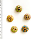 Incomparable Buttons - Medium Round Spot L570 - Card of 5