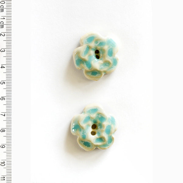 Incomparable Buttons - Aqua Flowers L592 - Card of 2