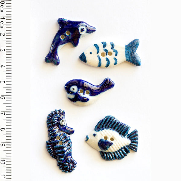 Incomparable Buttons - Mixed Fish - Card of 5