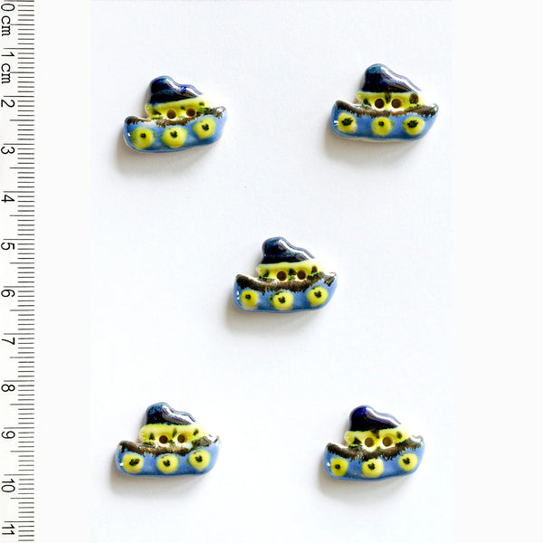 Incomparable Buttons - Boats - Card of 5