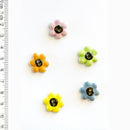 Incomparable Buttons - Small Multi Flowers L95 - Card of 5