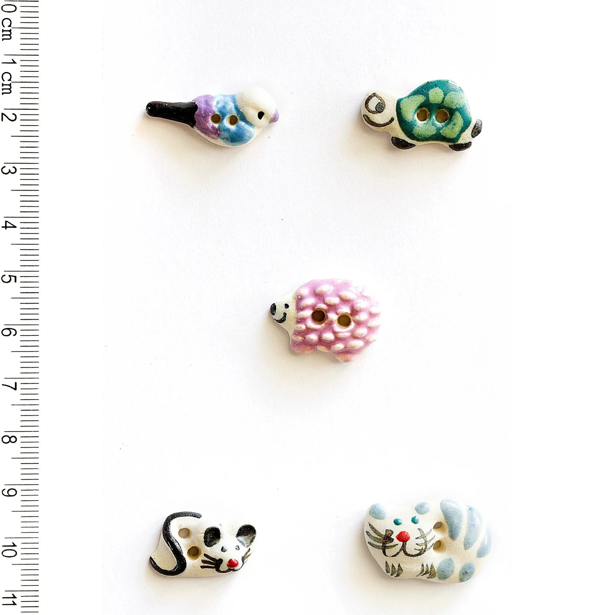 Incomparable Buttons - Assorted Animals L478 - Card of 5