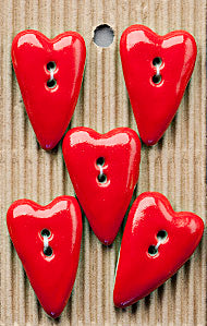 Incomparable Buttons - Long Red Hearts - Card of 5