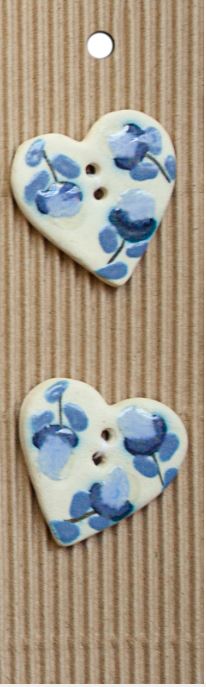Incomparable Buttons - Blue & White Hearts - Card of 2