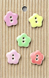 Incomparable Buttons - Small Flowers - Card of 5