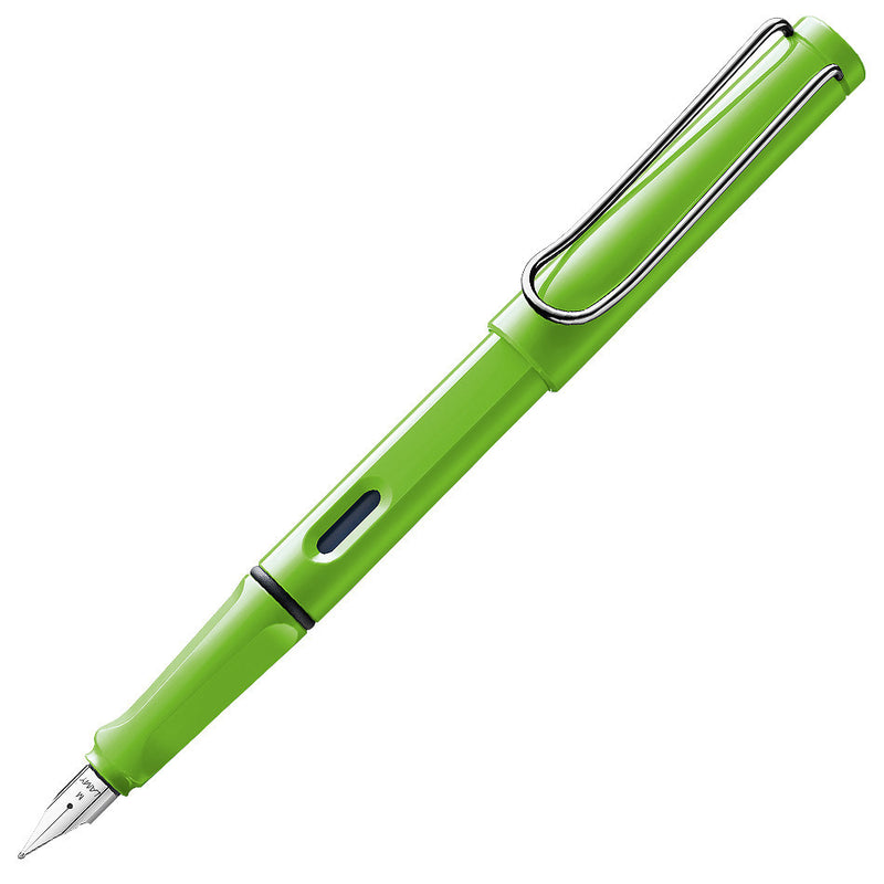 lamy safari fountain pen (medium)