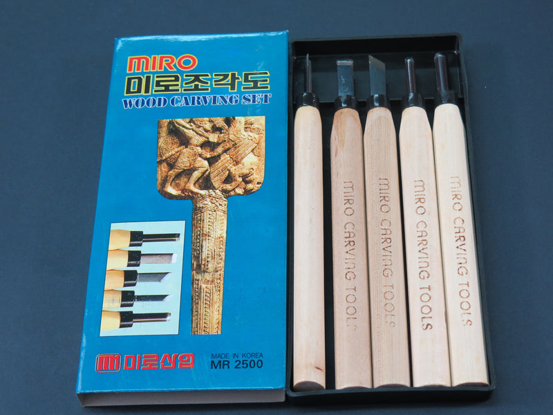 miro wood carving tools in plastic case set of 5 pieces
